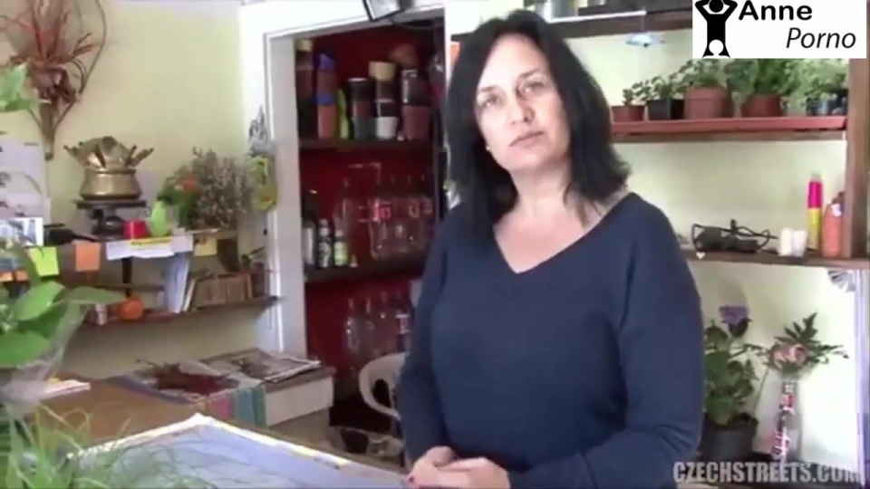 Kameralı Eleman Sokakta Sikecek Hatun Arıyor