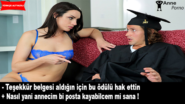 Yeni Mezun Olan Oğluna Karne Hediyesi Veriyor