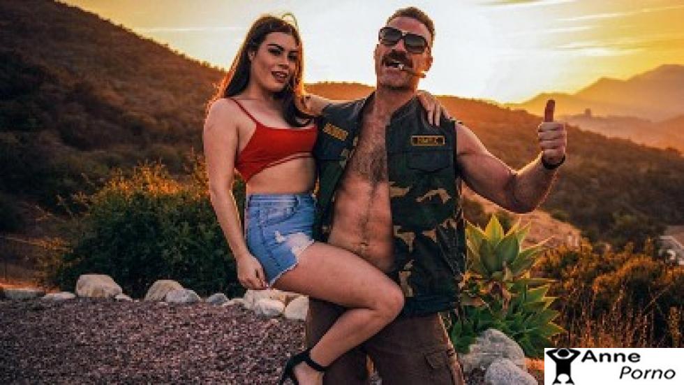 Motorcu Amcaya Veren Kadın