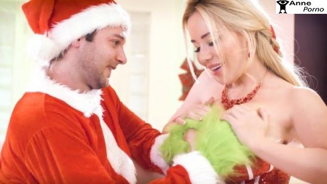 Noel Hediyesi Arkadaşının Kardeşi Oluyor