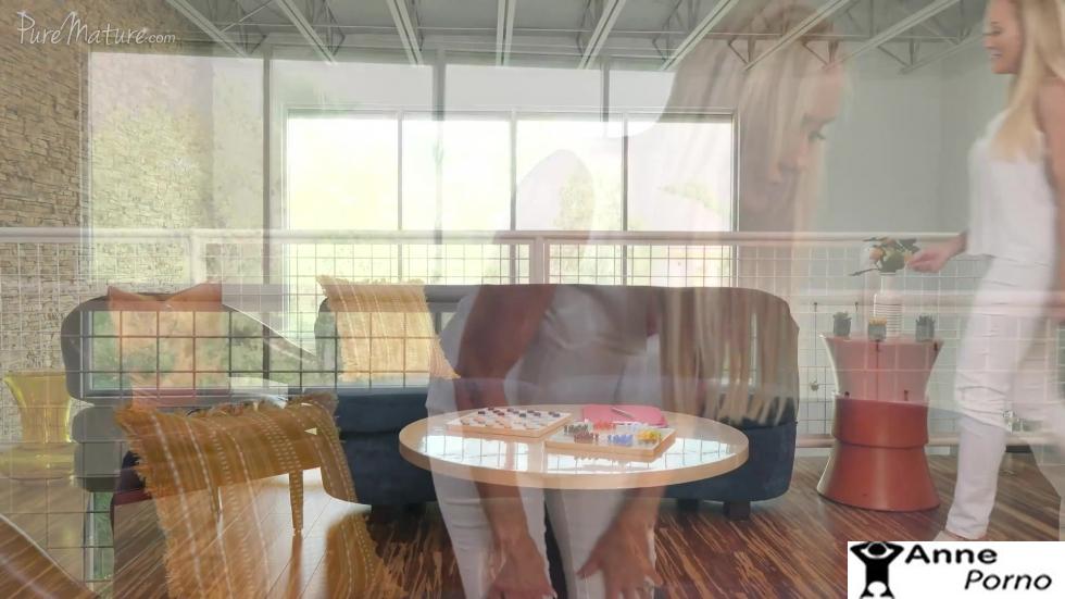 Azgın Travestilerin Bitmek Bilmeyen Orgazmı Boşalttı