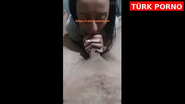 Tango Yayınında Üyelerin İsteklerine Göre Sikişen Çift