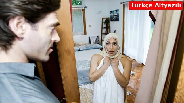 Türbanlı Yengesine Göz Dikip Yalnız Kaldıklarında Dalgasıyla Tanıştırıyor